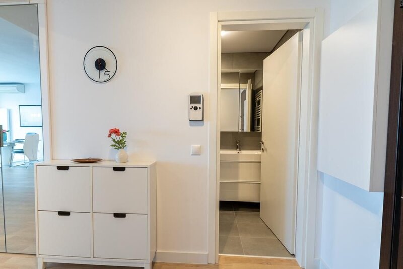 2018  Upgrounds, 2 camere 92mp, 2 Bai, Centrala, Loc Parcare Subteran