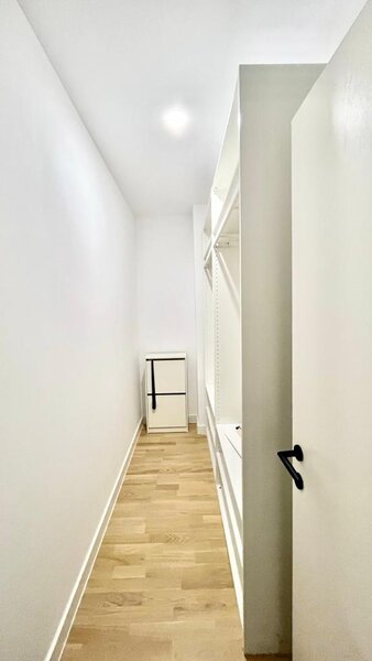 2018 Upgrounds, 3 camere 106mp, 3 Bai, Centrala, 2 Locuri Parcare Subteran