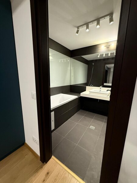 Upgrounds 2018 Aviatiei, 2 camere 74mp 2 Bai Centrala, AC, Parcare Subteran